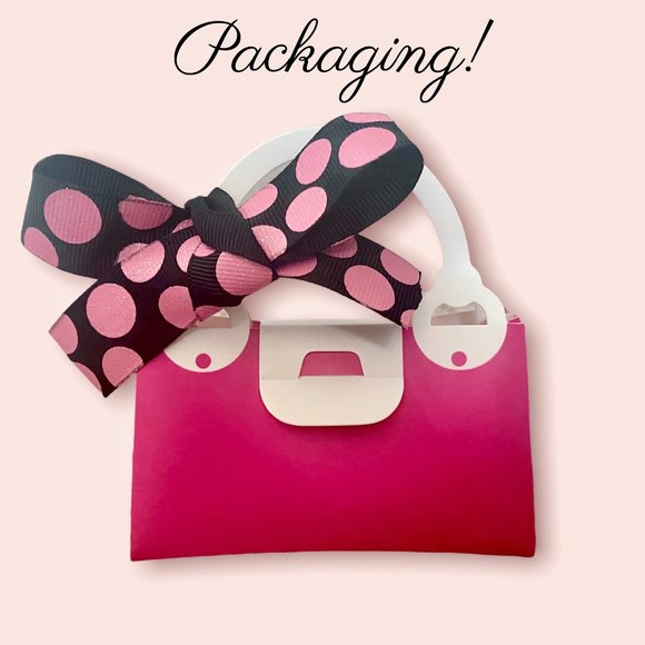 NEW Gold-Plated Leaf Necklace - Picture 4 of 4